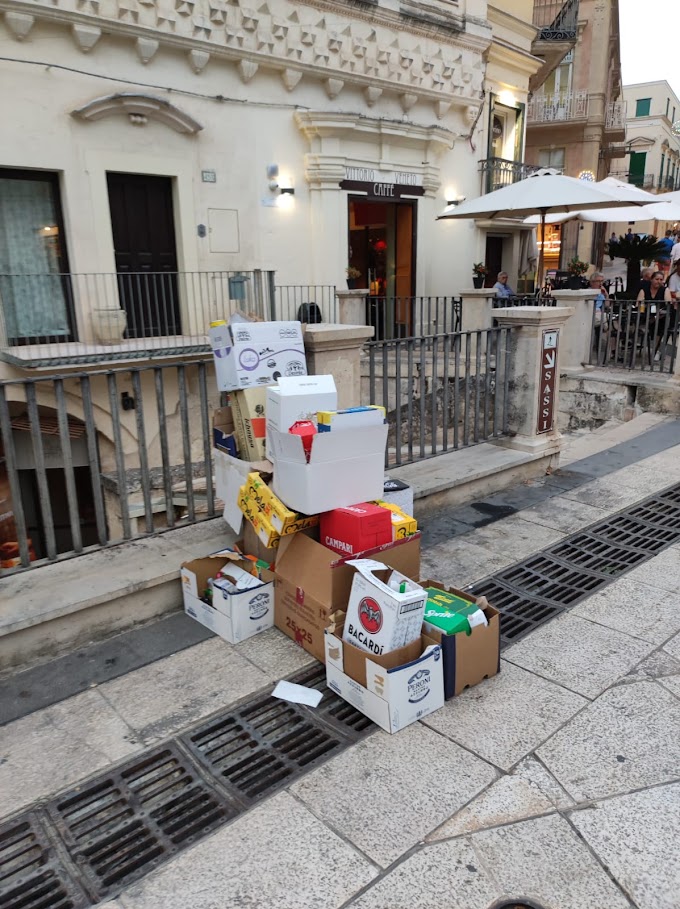 Matera, rifiuti e decoro urbano: sondaggio tra gli esercenti del centro storico
