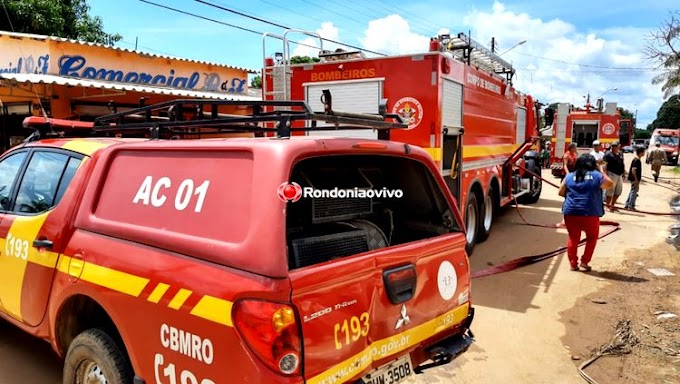 Incêndio de grandes proporções em residência na zona Sul de Porto Velho