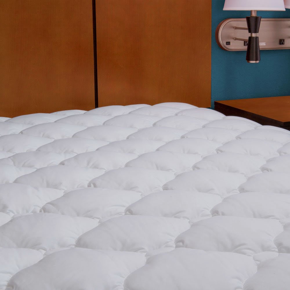 Five-Star Hotel Mattress Topper with Fitted Skirt