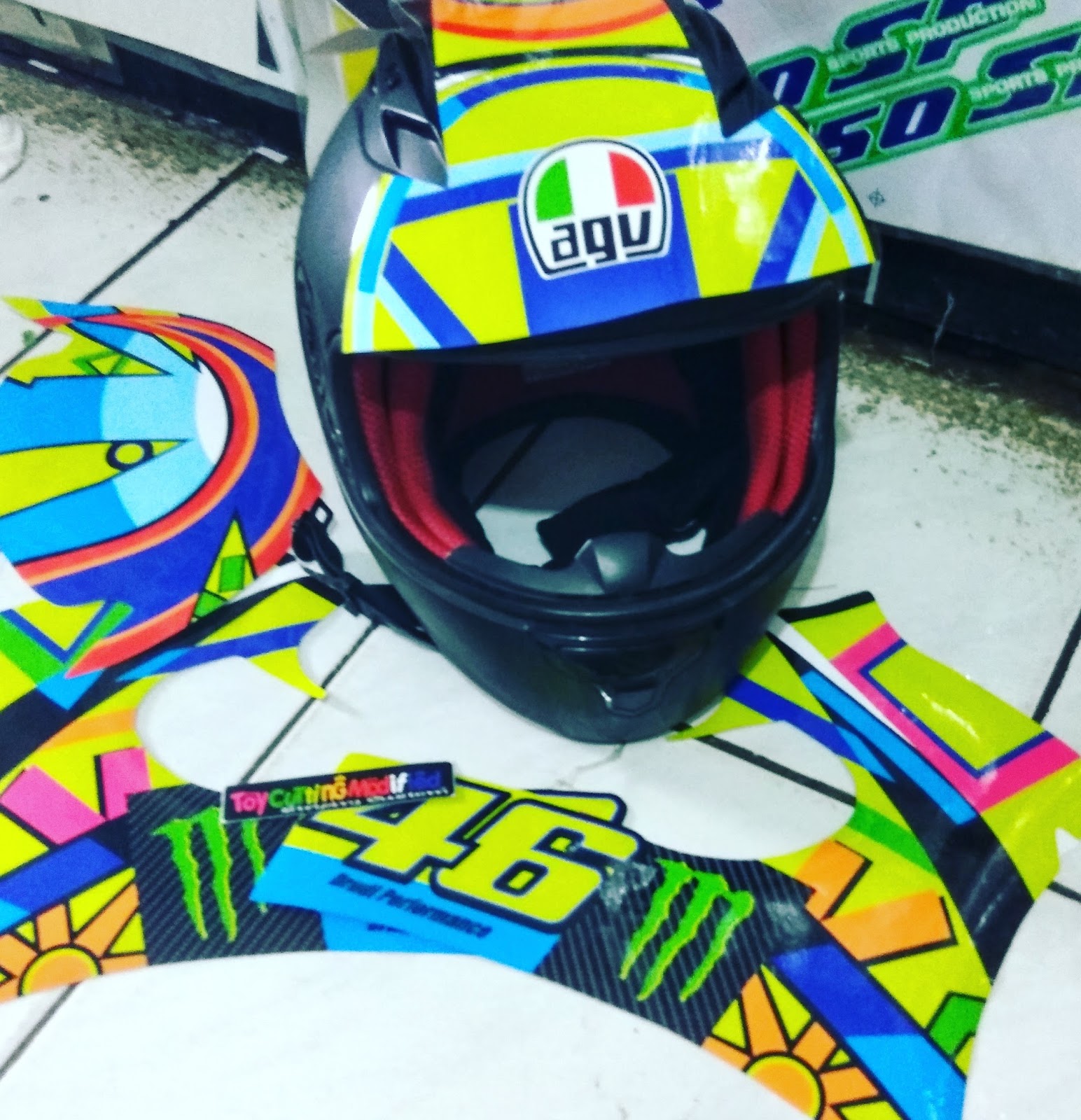 TOY Cutting Modified Decal Sticker Helm MotoGP