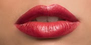 Pesona Bibir Pemikat Hati