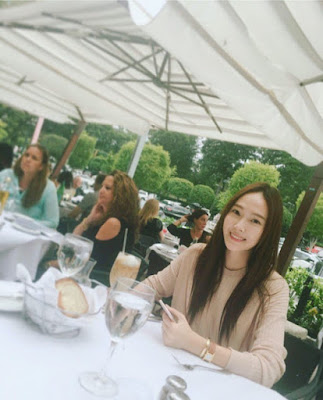 jessica-jung-english-please-comments-instagram-pretty