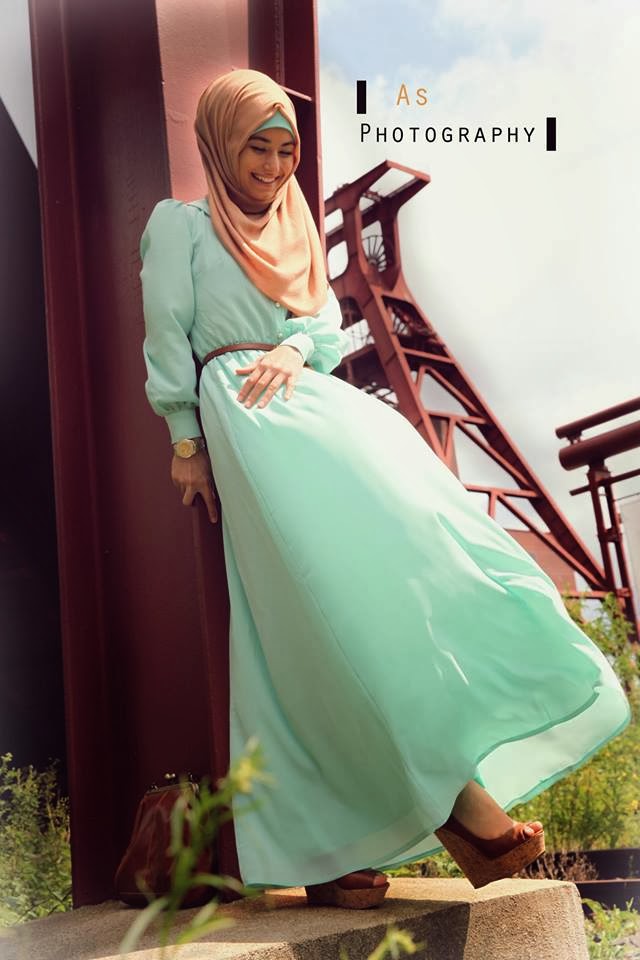 Download this Hijab Fashion Blog Online picture