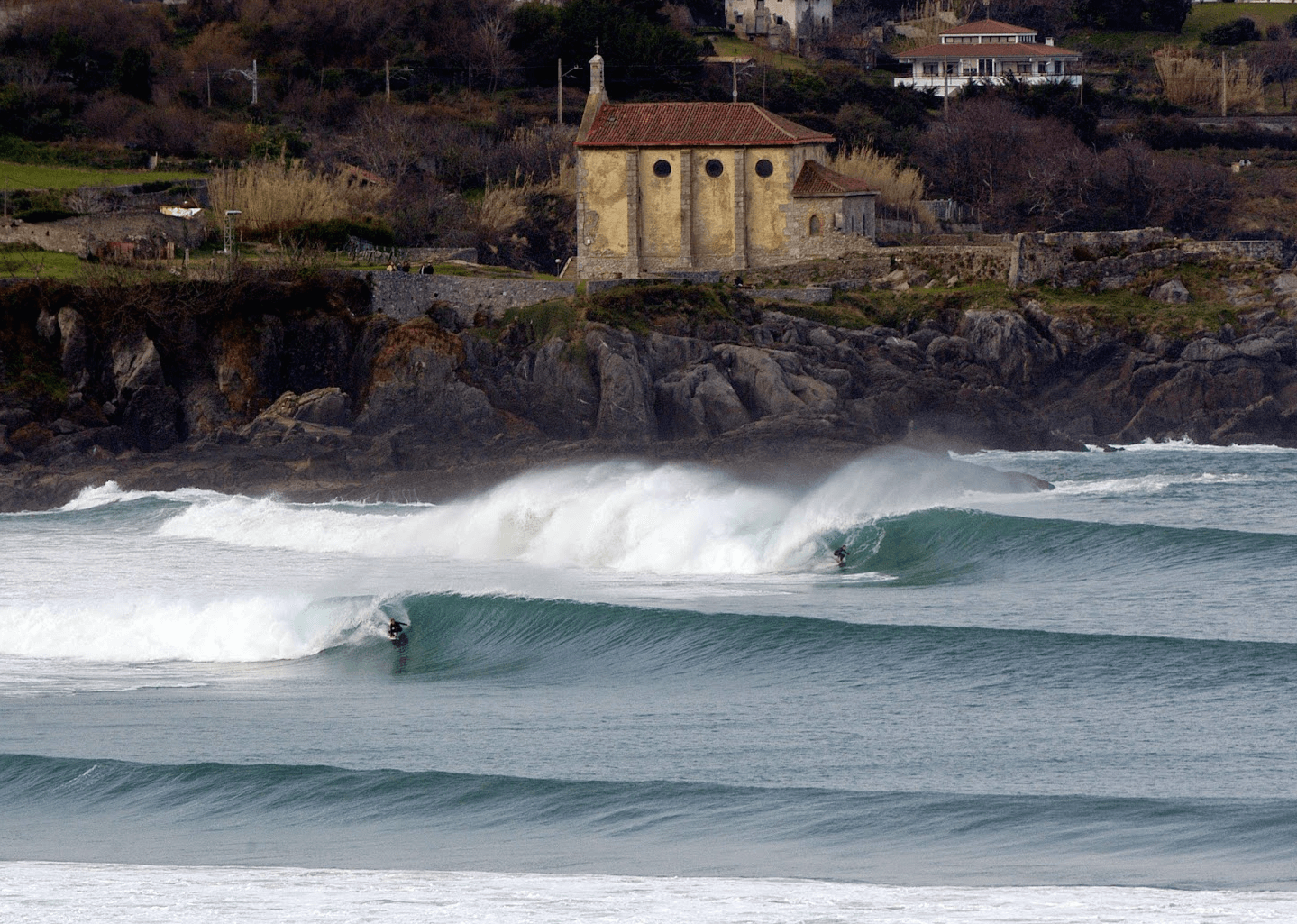 ola de mundaka