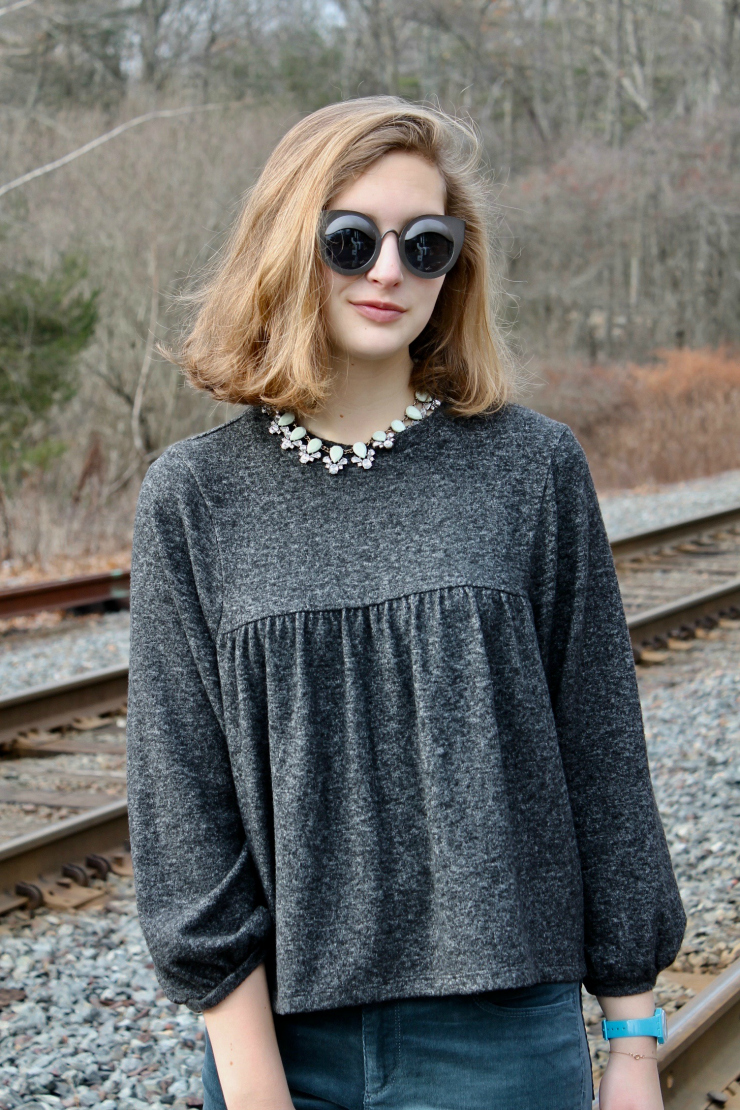 Zara grey 3/4 sleeve artist sweater, corduroy pants, Chelsea booties + statement necklace #fashion