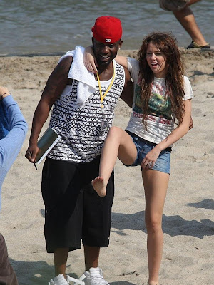 miley cyrus oops uncensored miley cyrus oops uncensored