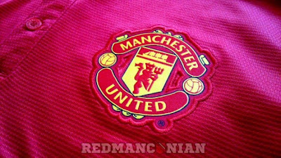 Manchester United Logo HD Wallpaper 2013-2014 Wallpapers Images Pictures Latest 2013 Photos,3D,Fb Profile,Covers Funny Download Free HD Photos,Images,Pictures,wallpapers,2013 Latest Gallery,Desktop,Pc,Mobile,Android,High Destination,Facebook,Twitter.Website,Covers,Qll World Amazing,