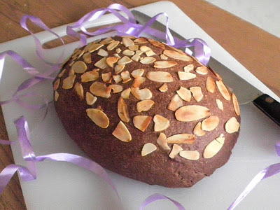 Chocolate Loaf Recipe @ http://treatntrick.blogspot.com