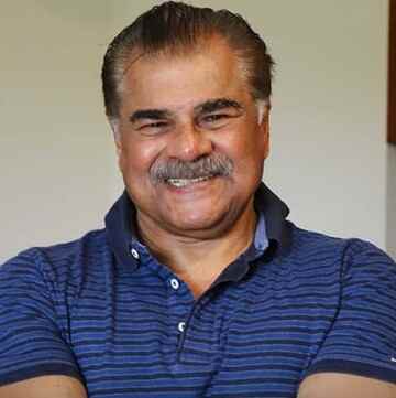 Sharat Saxena Image