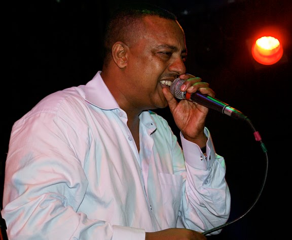 my passion for ethiopian music: Ephrem Tamiru - Ye'hese'-ken