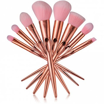 https://www.rosegal.com/makeup-brushes-tools/rose-gold-heart-shaped-plating-handle-fiber-hair-makeup-brush-set-8pcs-1910835.html?lkid=12883876