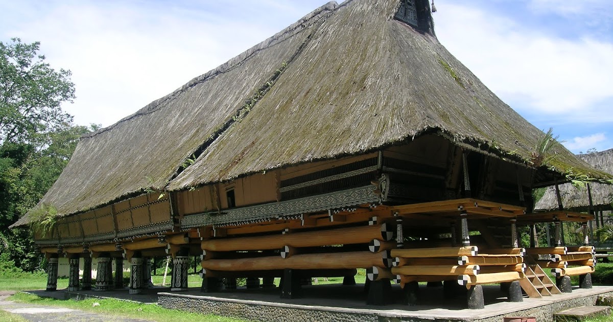 BUDAYA DAN PARIWISATA Rumah Tradisional Simalungun