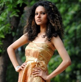 model emi Bangla