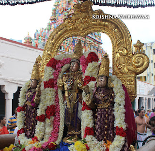 Sri Theliya Singar,Purattasi, second, sanivaram,Parthasarathy Perumal Temple,Purappadu,2016, Video, Divya Prabhandam,Sri Parthasarathy Perumal, Triplicane,Thiruvallikeni,Utsavam,