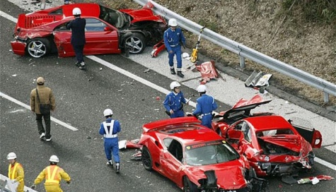 Kecelakaan Mobil Termahal diDunia