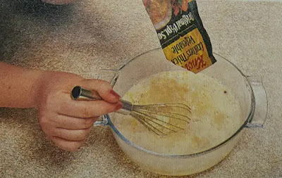 image of mixing soup ingredient in bowl