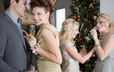 How To Throw A Singles Holiday Party  - celebrateing