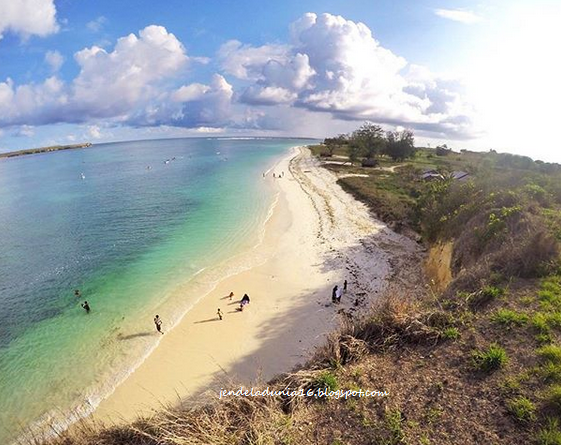 [http://FindWisata.blogspot.com] Pantai Kaliantan, Pantai Yang Sangat Eksotik Akan Keindahan Alam Lautnya| Wisata Bahari Lombok