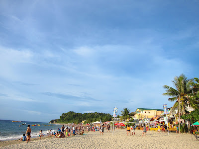 white beach puerto galera