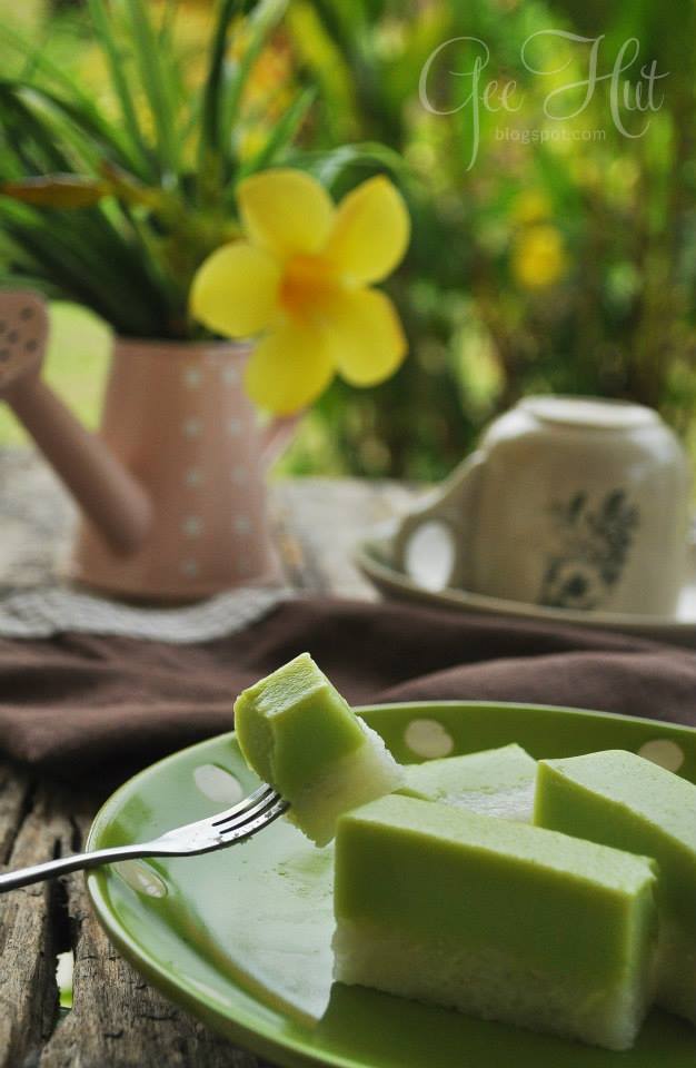 GeeHut: Kuih Serimuka Pandan