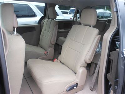 2012 Chrysler Town and Country Interior