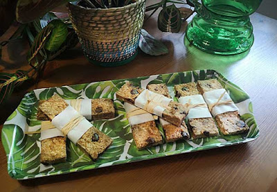 Barritas de muesli, platano y choco. Ideal para niños, deportistas y tentempié de media mañana. dietnattule.com