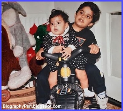 Ritu Aryas with her brother Romi Arya at childhood age