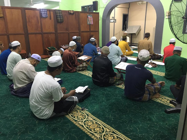 Hukum Jual Beli di Masjid