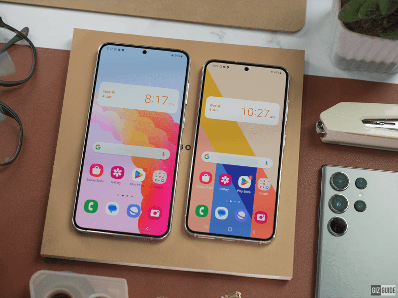 The two phone's display