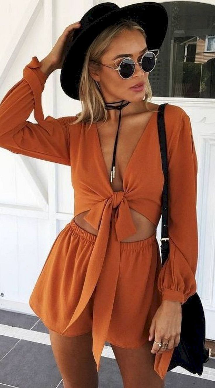 summer fashion trends | hat + bag + brown jumpsuit