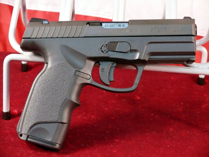 steyr m a1 pistol