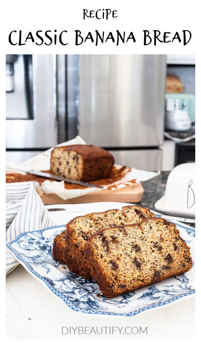 Easy classic banana bread with chocolate chips by DIY Beautify