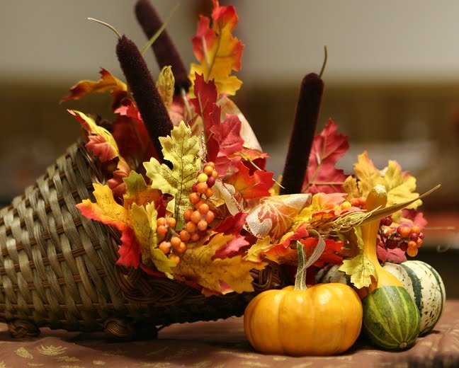  ways to incorporate fall themes in to your wedding reception decorating