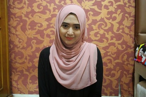 Natasha Farani  Hijab Style