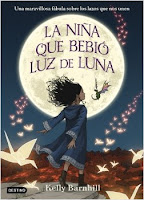 La niña que bebió la luz de la luna