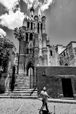  Em San Miguel de Allende (Guanajuato, México), by Guillermo Aldaya / AldayaPhoto