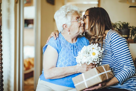 https://collingswood.umcommunities.org/collingswood/celebrating-mothers-day-in-assisted-living/