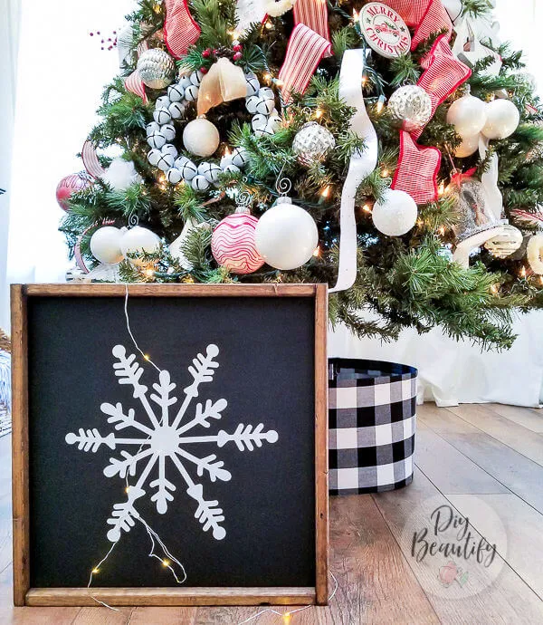 DIY black and white snowflake sign