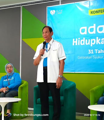 komisaris independen PT Adaro energi Indonesia