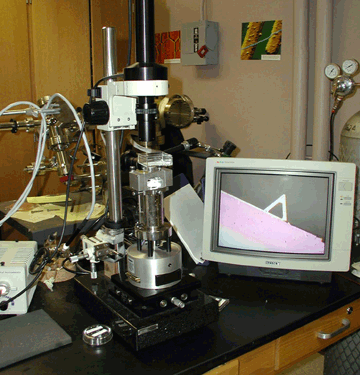 Microscopio de fuerza atómica (AFM)