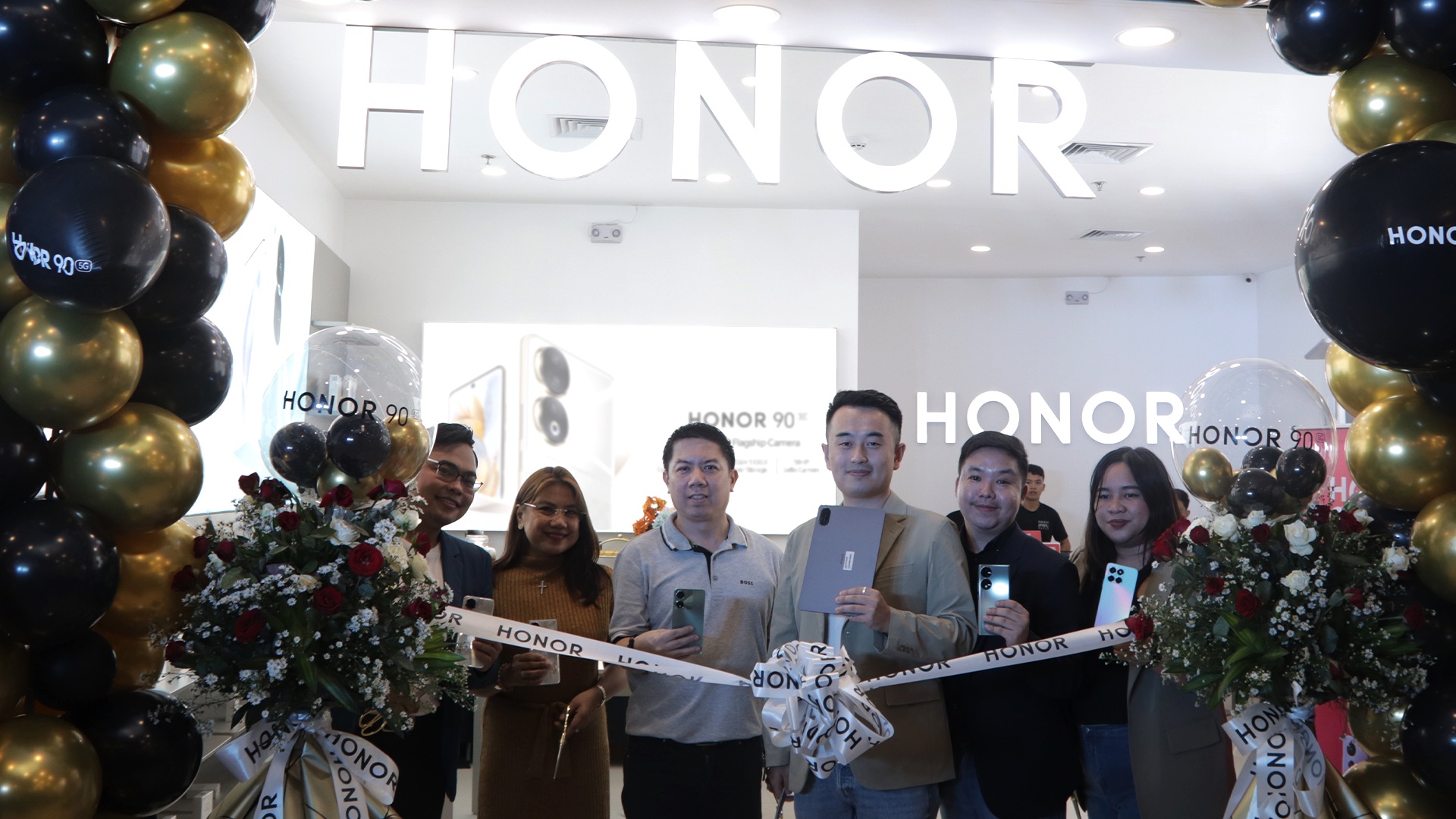 Why You Should Visit the 1st HONOR Experience Store in Davao