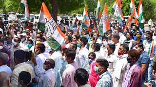 karnataka-congress-protest-governor-house