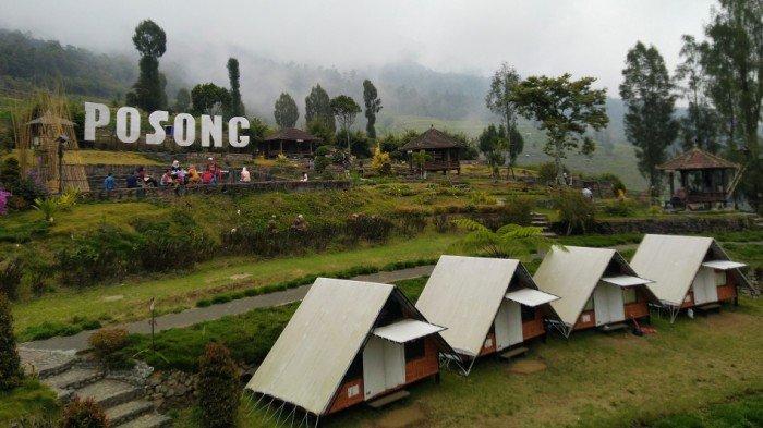 Objek wisata posong berada di desa Tlahab, kecamatan Kledung, Temanggung. Berada di wilayah Posong