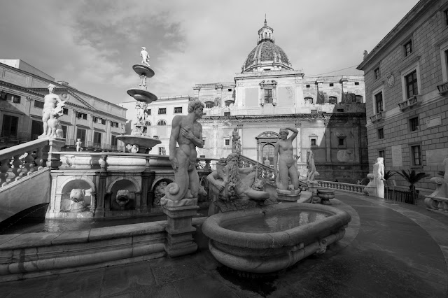 Fontana pretoria-Palermo