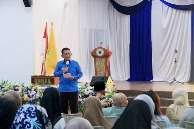 Gubernur Ansar Hadiri Pelantikan Pengurus IKAFEB UNRIKA dan Menjadi Pemateri dalam Kuliah Umum