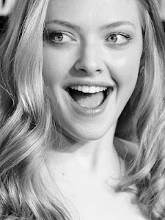 Amanda Seyfried - Black and White