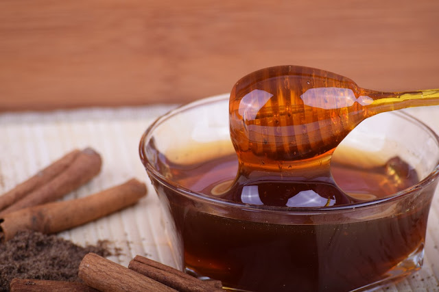 How To Check Purity Of Honey, How To Check The Purity Of Honey At Home, Real Honey Tests, Real Honey, Benefits Of Honey, Health Benefits Of Honey, Honey Benefits,