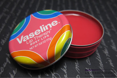 Review of Vaseline Lip Therapy in Rosy Lips (Limited Edition tin for summer 2017)