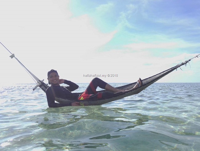 Hammock dalam air di Gili Trawangan