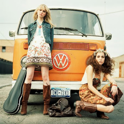 hippie girls in front of vw